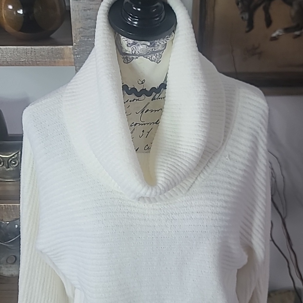 Rachel Zoe Ivory Cowl Neck Sweater Super Soft - Picture 3 of 9